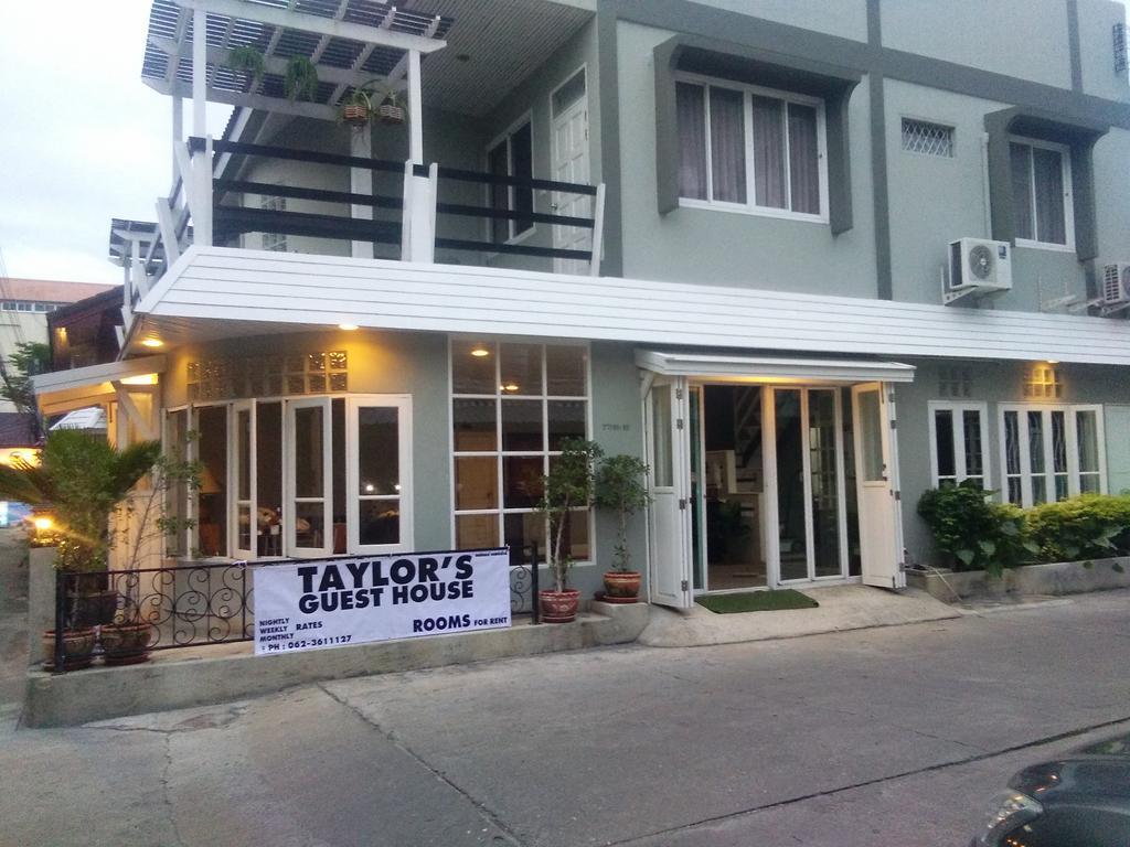 Taylor'S Guesthouse Hua Hin Exterior photo