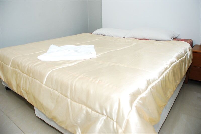 Taylor'S Guesthouse Hua Hin Exterior photo
